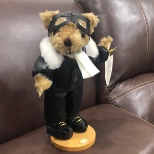 Alton Blake galleries town Aviator bear